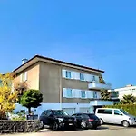 Luxus 3.5 Zimmer-Wohnung-Balkon-Whirlpool-Parking
